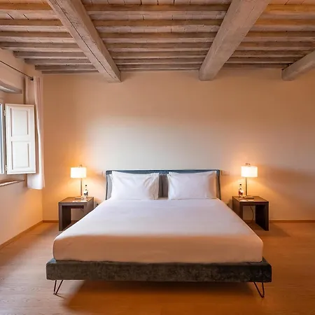 Mastrojanni Relais * 蒙塔尔奇诺