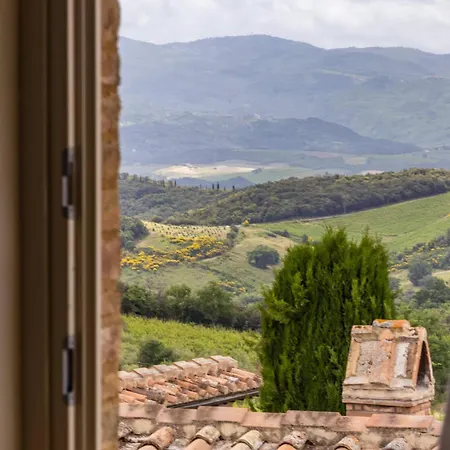 Mastrojanni Relais Lantgård Montalcino